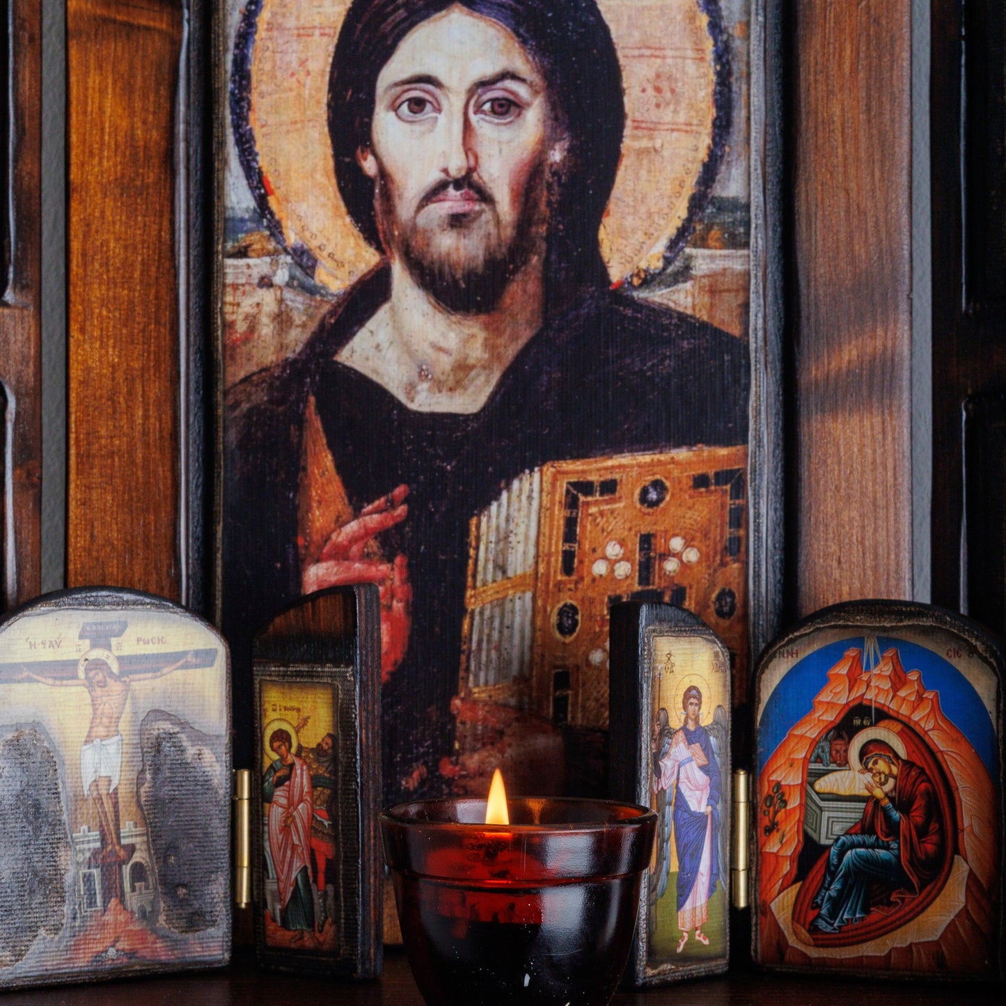 Χριστός του Σινά, Εικονοστάσι με Παναγία, Άγιο Ιωάννη & Αρχαγγέλους, 40×47 cm